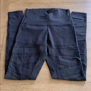Lululemon Stripe Mesh Wonder Under Pant